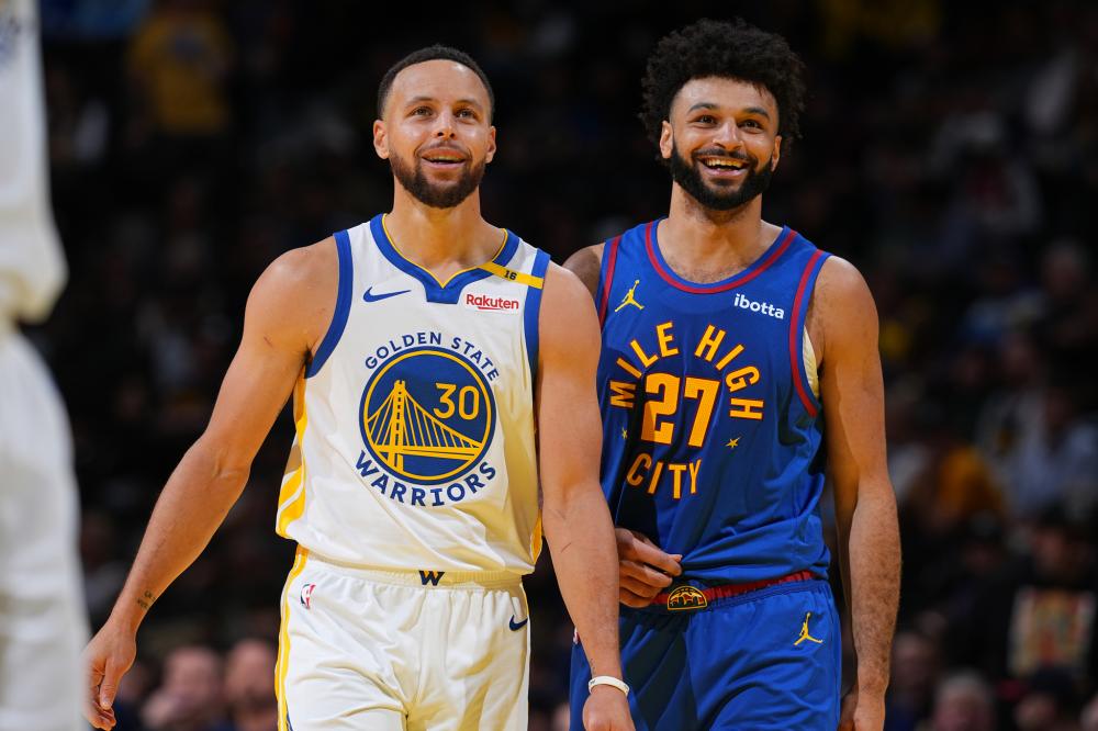 持梅西和他 持梅西和他