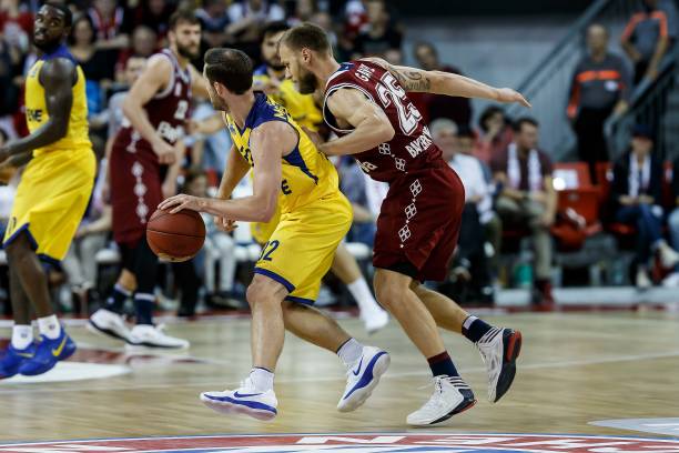 约与佛罗伦 约与佛罗伦